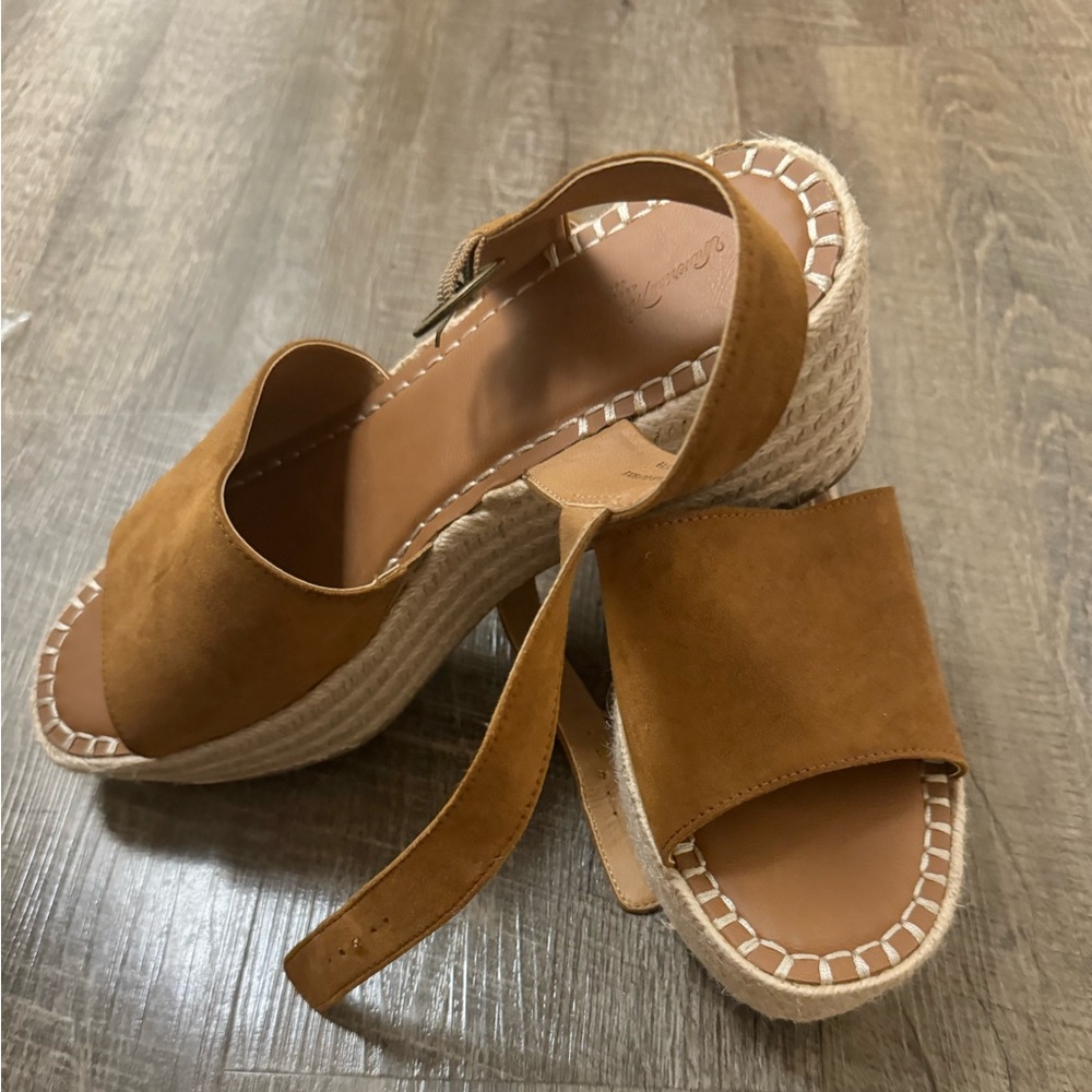NWOT tan Espadrilles - size 12